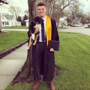 Meet your Posher, Brady